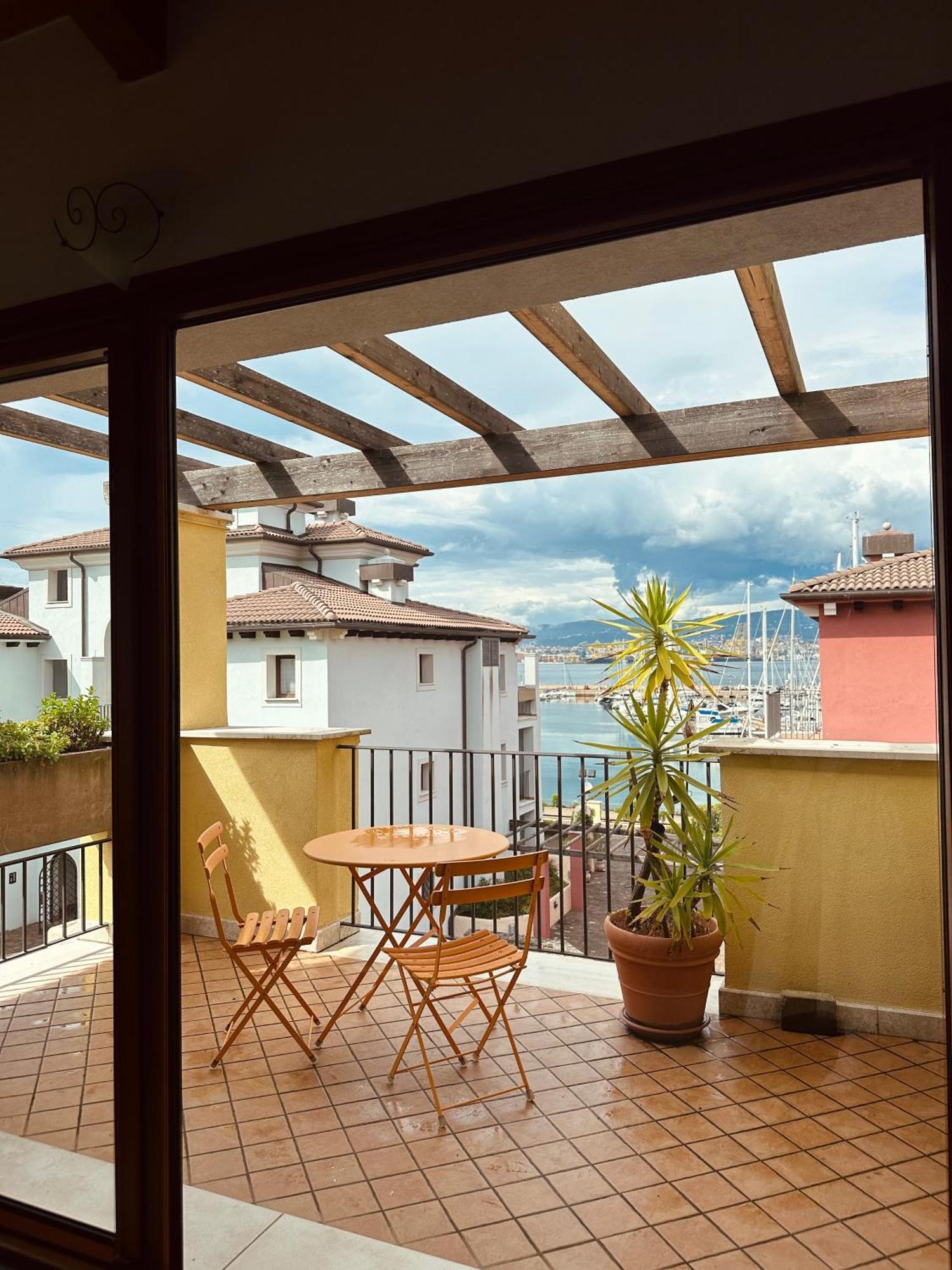 Apartment Claudia Múggia Dış mekan fotoğraf